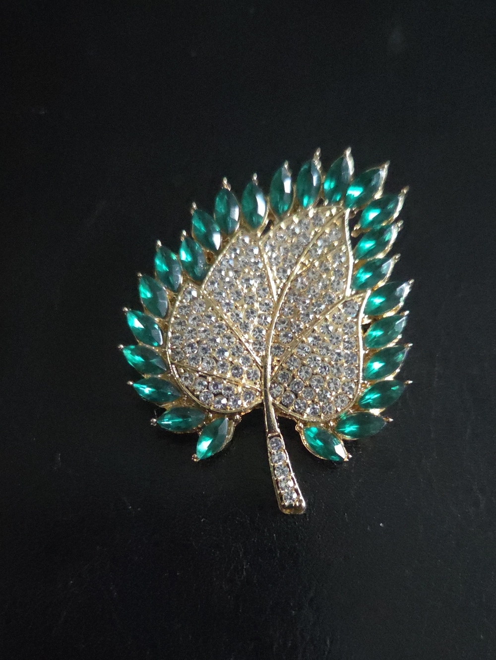 Gold Leaf Brooch with Emerald Green Crystals, Nwot